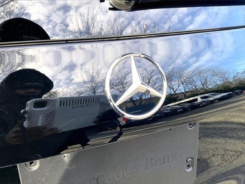 Used 2025 Mercedes-Benz GLB 250 4MATIC image 28