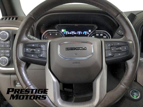 Used 2020 GMC Sierra 2500 Denali w/ Denali Ultimate Package AWD/4WD image 18