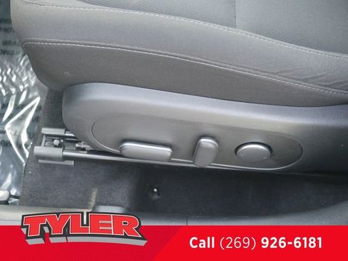 Used 2024 Hyundai Kona SEL AWD/4WD image 21