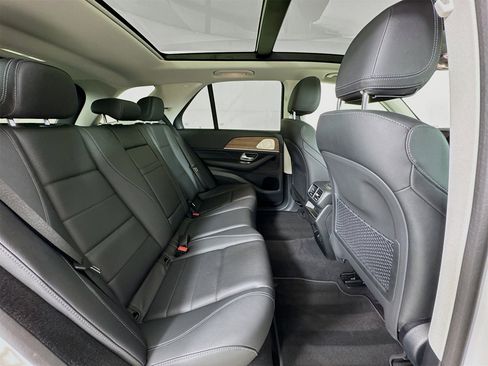 Certified 2025 Mercedes-Benz GLE 350 4MATIC image 30