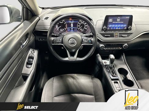 Used 2019 Nissan Altima 2.5 SV AWD/4WD image 25