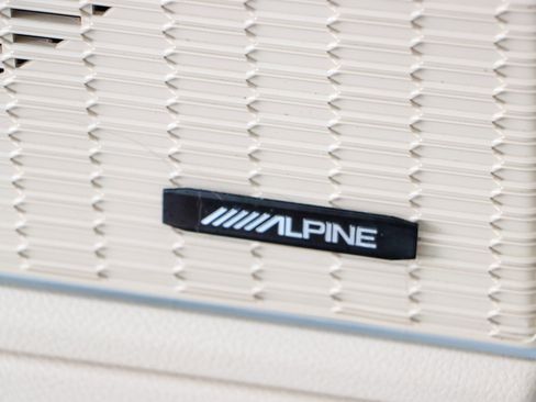 Used 2023 Jeep Grand Cherokee 4WD 4xe w/ Luxury Tech Group II image 23