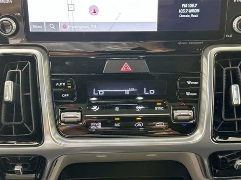 Used 2023 Kia Sorento SX Prestige AWD/4WD image 15