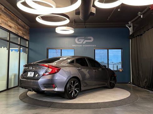 Used 2021 Honda Civic Sport image 3