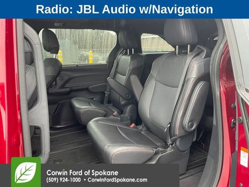 Used 2024 Toyota Sienna XSE image 11