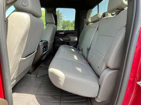 Certified 2022 GMC Sierra 2500 SLT w/ SLT Preferred Package AWD/4WD image 16