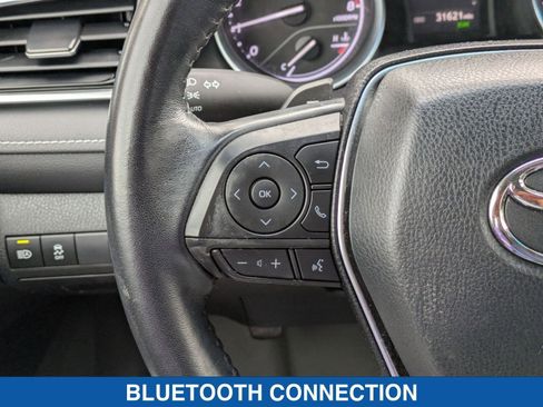 Used 2018 Toyota Camry SE w/ Moonroof Package image 17