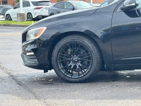 Used 2017 Volvo S60 T5 Dynamic w/ Vision Package AWD/4WD image 6