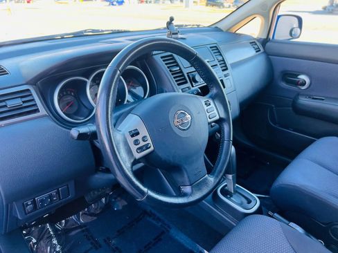 Used 2009 Nissan Versa SL w/ Convenience Pkg image 31