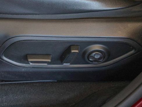 Used 2022 Jeep Grand Cherokee Limited 4xe image 10