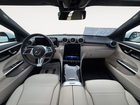 Used 2025 Mercedes-Benz C 300 Sedan image 13