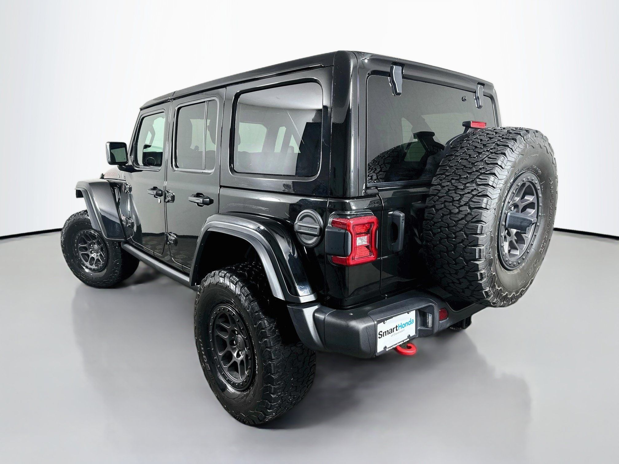 Used 2023 Jeep Wrangler Unlimited Rubicon w/ Xtreme 35 Tire Package AWD/4WD image 5