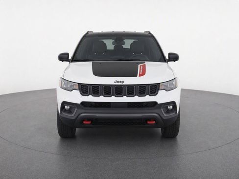 Used 2024 Jeep Compass Trailhawk AWD/4WD image 5