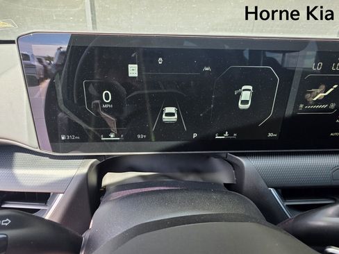 New 2025 Kia K4 GT-Line image 19