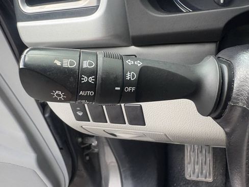 Used 2019 Toyota Highlander XLE FWD image 26