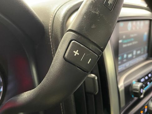 Used 2018 GMC Sierra 2500 SLT w/ Duramax Plus Package AWD/4WD image 27