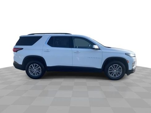 Certified 2023 Chevrolet Traverse LT FWD image 9