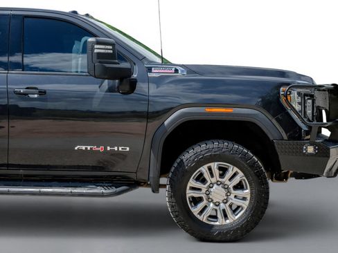 Used 2020 GMC Sierra 3500 AT4 w/ Technology Package AWD/4WD image 7