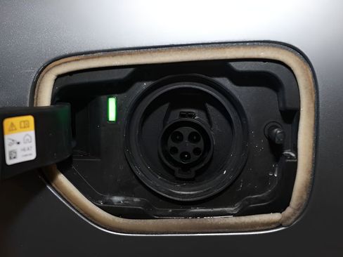 Used 2023 BMW 330e xDrive w/ Premium Package image 44