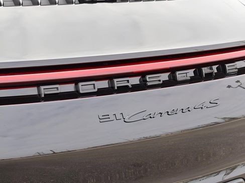 Used 2020 Porsche 911 Carrera 4S image 6