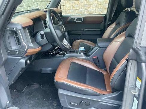 Used 2024 Ford Bronco Outer Banks AWD/4WD image 7