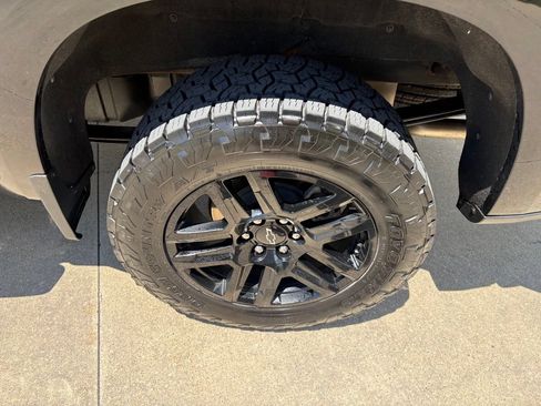 Used 2022 Chevrolet Silverado 1500 LT Trail Boss w/ LT Trail Boss Premium Package AWD/4WD image 65