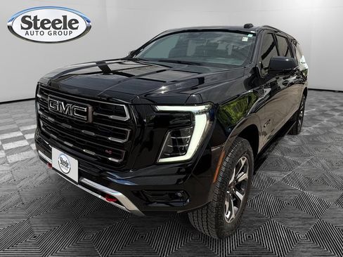 Used 2025 GMC Yukon XL AT4 Ultimate AWD/4WD image 1