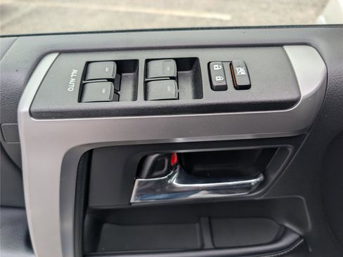 Used 2024 Toyota 4Runner Limited AWD/4WD image 21