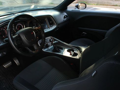 Used 2019 Dodge Challenger R/T Scat Pack RWD image 14