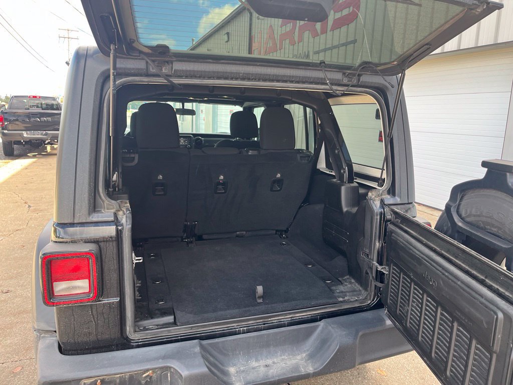Used 2019 Jeep Wrangler Unlimited Sport AWD/4WD image 9
