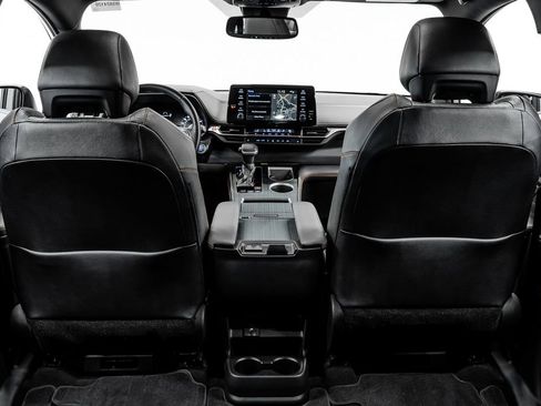 Used 2021 Toyota Sienna XSE image 21