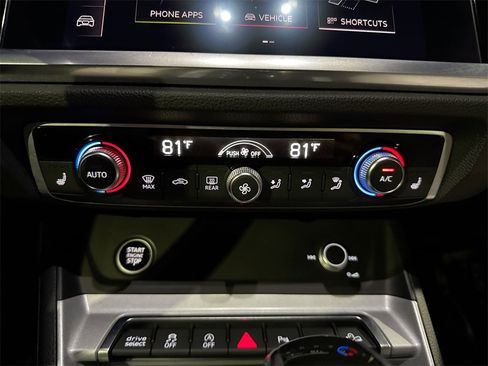 Used 2021 Audi Q3 2.0T Premium image 17