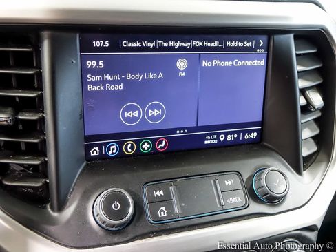 Used 2023 GMC Acadia SLE w/ Driver Convenience Package FWD image 15