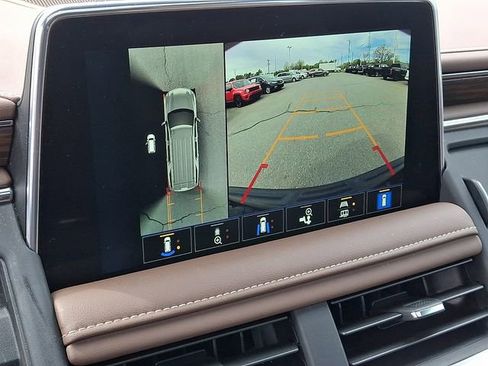 Used 2024 Chevrolet Tahoe High Country image 17