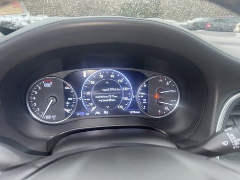 Used 2023 Buick Enclave Avenir w/ Avenir Technology Package image 33