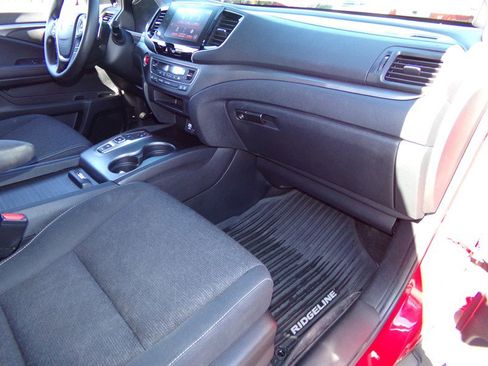 Used 2022 Honda Ridgeline Sport image 38