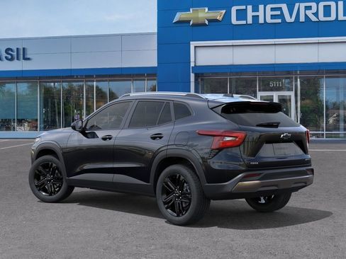 New 2026 Chevrolet Trax ACTIV FWD image 3