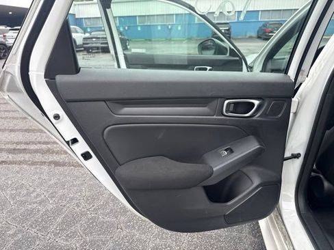 Used 2022 Honda Civic Sport image 12