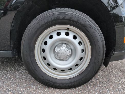 Used 2023 Ford Maverick XL FWD image 11
