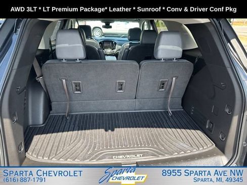 Used 2019 Chevrolet Traverse LT w/ LT Premium Package AWD/4WD image 34