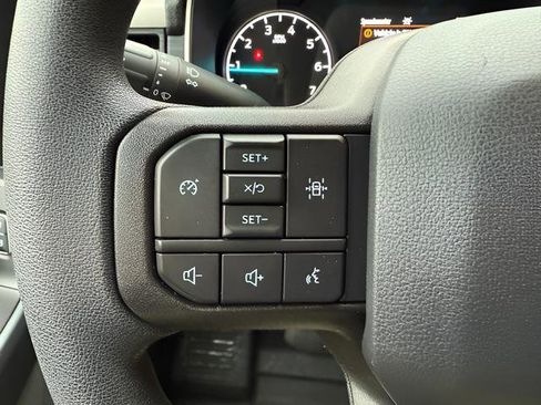 Used 2021 Ford F150 XLT RWD image 10