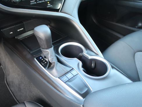 Used 2024 Toyota Camry LE image 38