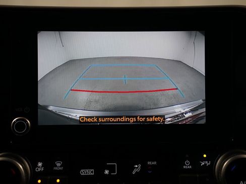 Certified 2024 Toyota Highlander LE image 19