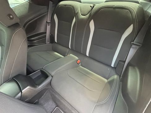Used 2019 Chevrolet Camaro LT RWD image 10