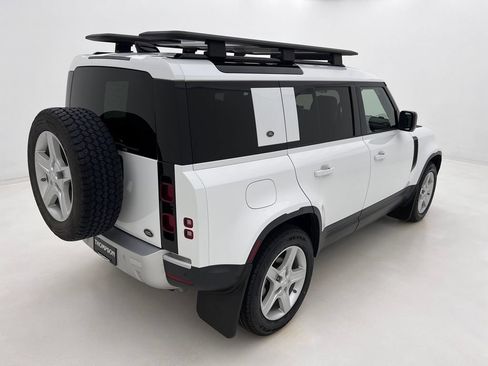 Used 2020 Land Rover Defender 110 S AWD/4WD image 7