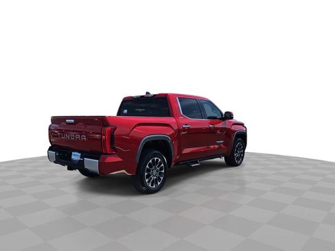 Used 2022 Toyota Tundra Limited w/ Power Package AWD/4WD image 8