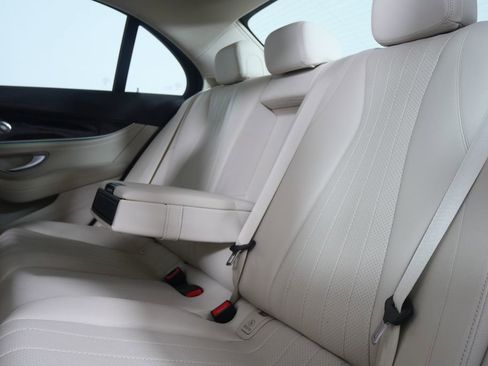 Used 2017 Mercedes-Benz E 300 E 300 image 15