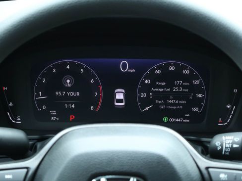 Used 2025 Honda Accord SE image 18
