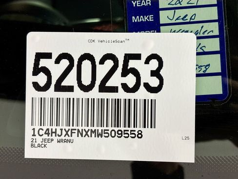 Used 2021 Jeep Wrangler Unlimited Rubicon image 25