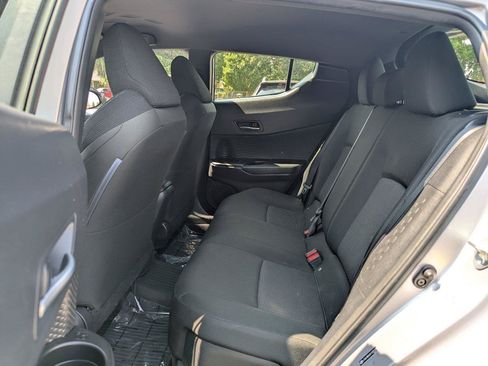 Used 2019 Toyota C-HR XLE FWD image 25